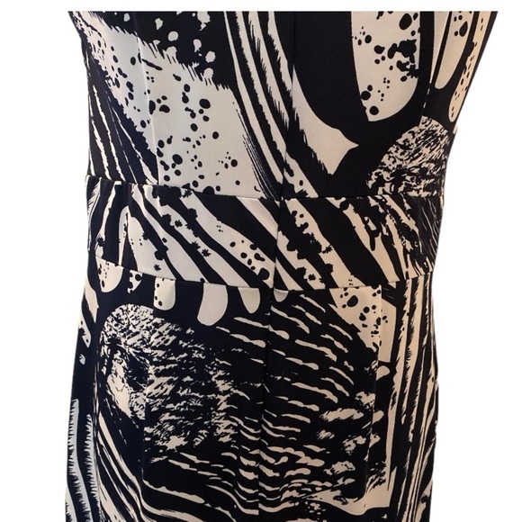 AA STUDIO AA dress, size 8, dark blue and white, sleeveless. Large ruffled top - Picture 6 of 8